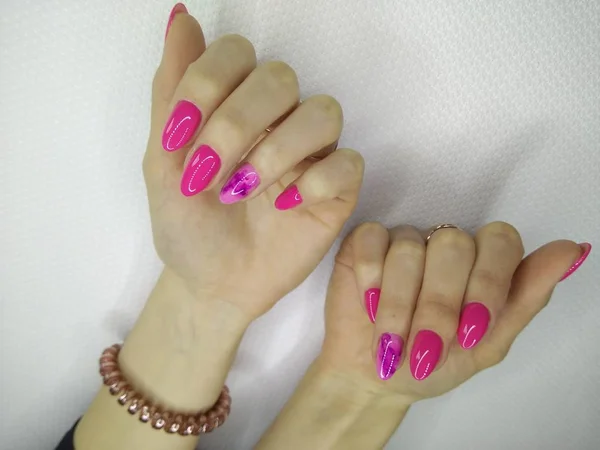 Piękny manicure paznokci — Zdjęcie stockowe