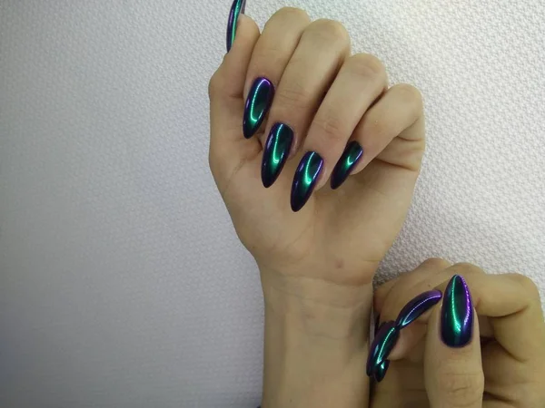 Piękny manicure paznokci — Zdjęcie stockowe