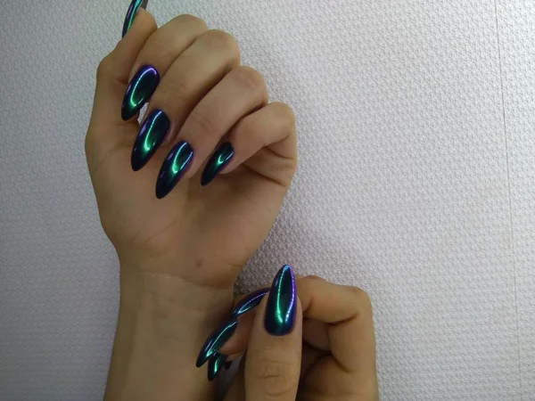 La manicura de moda de las uñas — Foto de Stock