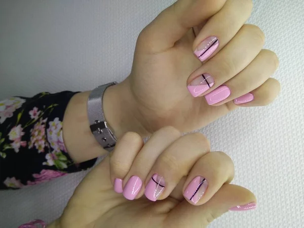 Fashionable pink nails — Stock Photo, Image