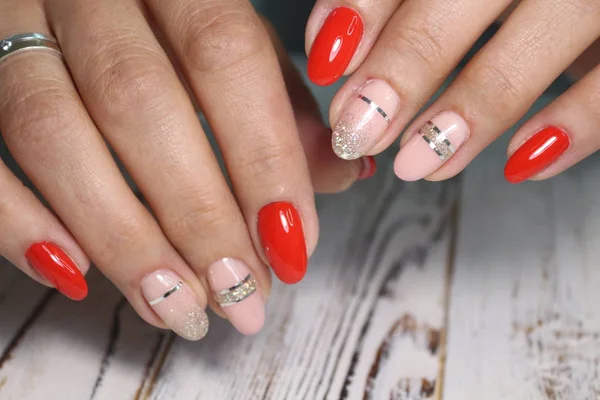 Mooie manicure van nagels — Stockfoto