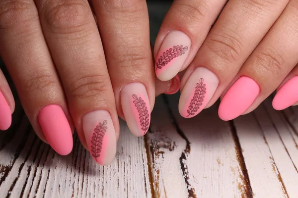 Closeup photo of a beautiful female hands with elegant manicure — Stock Photo, Image