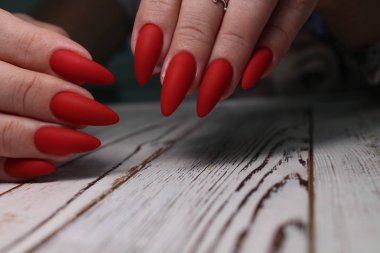 Güzel tırnaklara manikür tasarımı