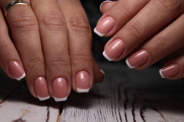 Güzel tırnaklara manikür tasarımı