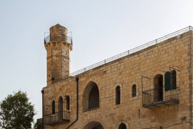 Samuel, Kudüs'te İsrail yakınındaki günbatımı ışık İncille Peygamber Samuel ve Nabi Samwil Camii'nde geleneksel gömüldüğü yer Türbesi