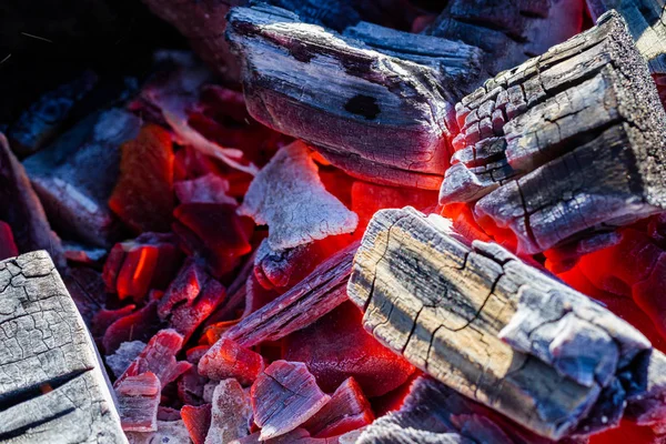 Träkol Bränning Grillen Glödande Kol — Stockfoto