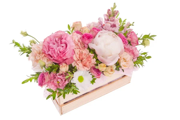 Bouquet frais et luxuriant de fleurs colorées, isolé sur fond blanc — Photo
