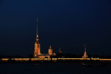 Rusya, St. Petersburg, Peter ve Paul Fortress görünümünü akşam