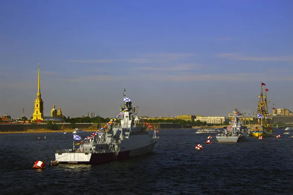 Července 2019 Rusko Sankt Peterburg Válečné Lodě Řece Neva — Stock fotografie