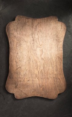 siyah arduvaz taş arka panelde oturum