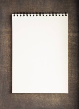 Açık Not defteri veya ahşap arka plan, üstten görünüm, boş sayfaları kitap