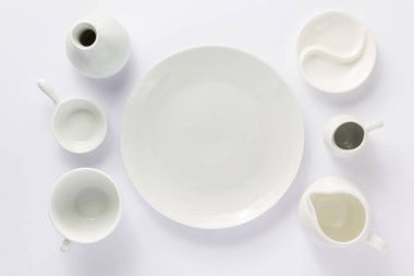 boş plaka üzerinde beyaz arka plan, üstten görünüm