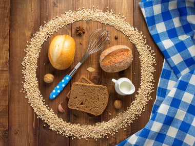 buğday tahıl ve fırını malzemeler ahşap üzerine