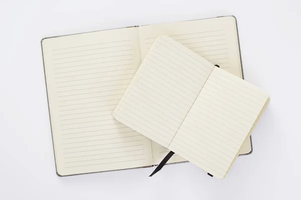 Notebook no fundo branco — Fotografia de Stock