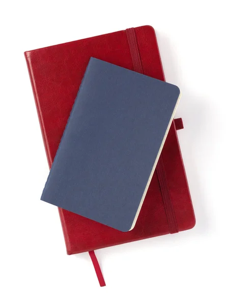 Stängda notebook eller anteckningar på vit bakgrund — Stockfoto