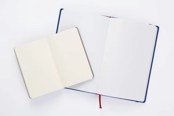 Notebook, fehér háttér — Stock Fotó