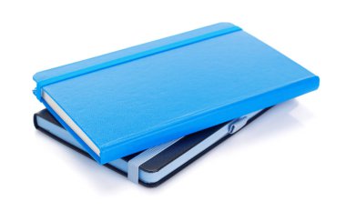 Notebook veya Not defteri beyaz izole 