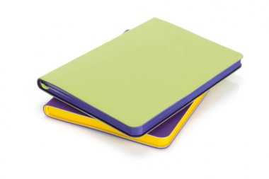 Notebook veya Not defteri beyaz izole 