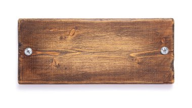 Beyaz arkaplanda yaşlandırılmış ahşap tabela veya isim plakası izole