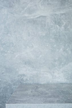 ahşap tablo ve gri duvar arkaplan dokusu yüzeyi