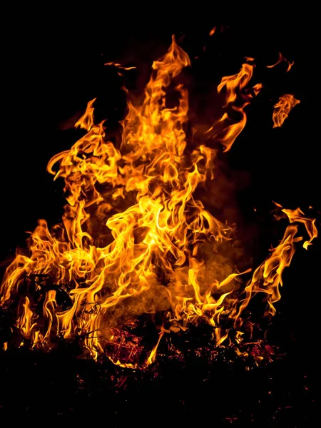 Φωτεινό Μεγάλη Πυρκαγιά Από Μια Φωτιά Που Καίει Νύχτα — Φωτογραφία Αρχείου