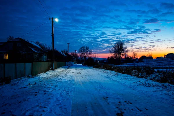 Rua Rural Noite Durante Pôr Sol — Fotografia de Stock