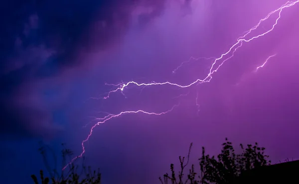 Blitze Dunklen Himmel Der Nacht Während Eines Gewitters — Stockfoto
