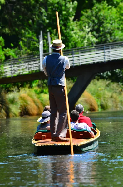 Unrecognizable People Punting Avon River Christchurch Iconic Tourist Attraction Christchurch — Stock Photo, Image