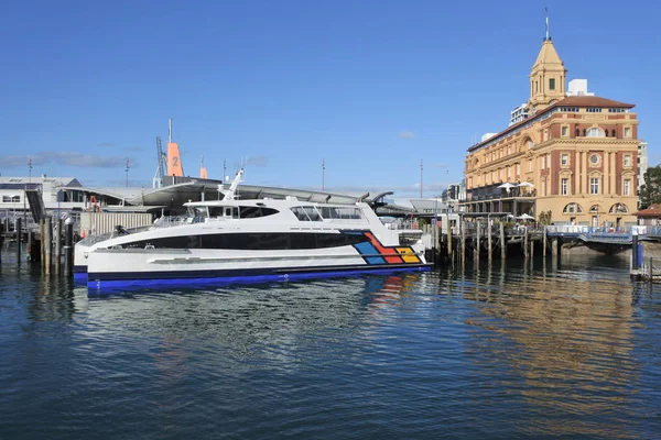 Princes wharf ve Auckland Ferry Terminal Yeni Zelanda kentsel peyzaj.