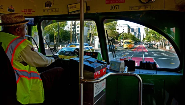 Водитель Оригинальных Трамваев Pcc Сан Франциско Маркет Стрит Одна Самых — стоковое фото