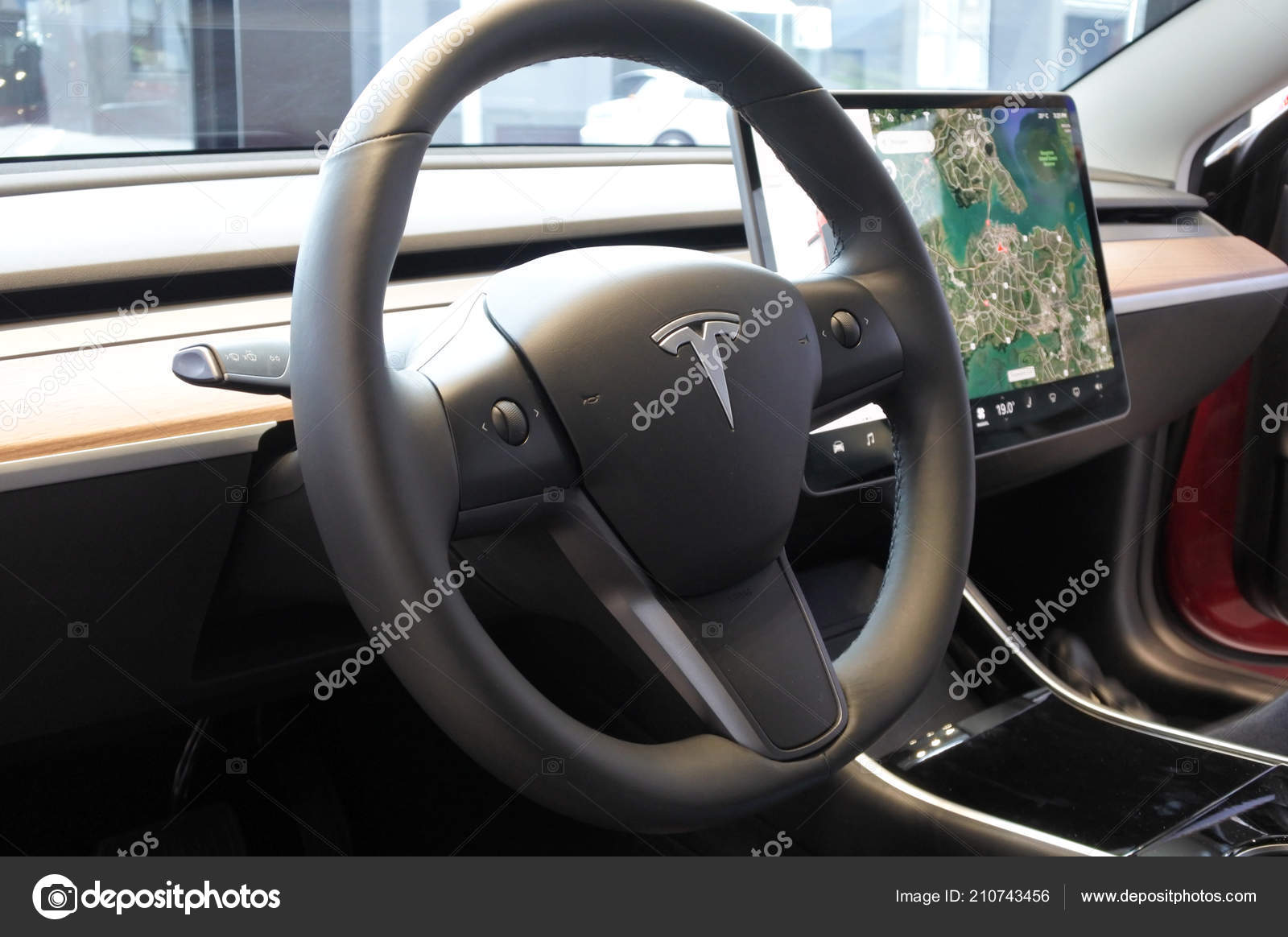 Insignia Tesla Wheel Plug Electric Car 