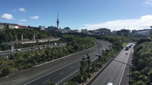 Légi Felvétel Csúcsforgalomban Forgalom Auckland Központi Autópálya Csomópont Során Mintegy — Stock videók