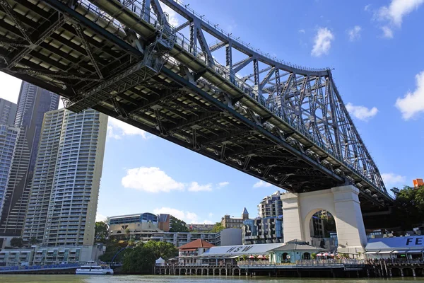 Brisbane Aus Dec 2018 Les Ferries Naviguent Sous Pont Story — Photo