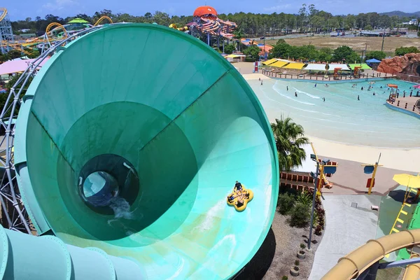 Gold Coast Jan 2019 People Ride Water Slide Named Green — Stock Photo, Image