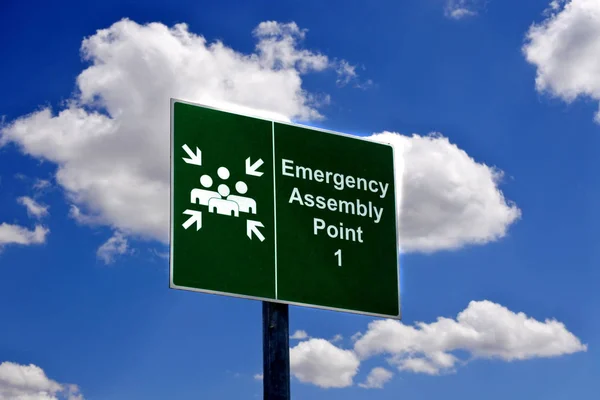 Emergency assembly point sign — Stock Photo, Image