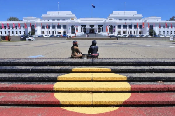 Embajada de tiendas aborígenes en Canberra Zona Parlamentaria Australia — Foto de Stock