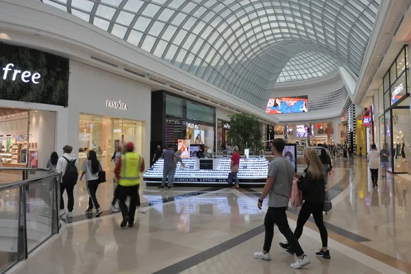 Highpoint Shopping Centre in Melbourne Victoria Australia — Stock Photo, Image