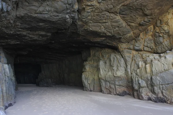 Niezwykłe Cave Tasman Park Narodowy Tasmania Australia — Zdjęcie stockowe