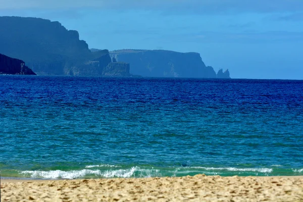 Biała Plaża w parku narodowym Tasman Australia — Zdjęcie stockowe