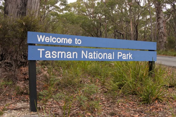 Välkommen till Tasman National Park skylt Tasmania Australien — Stockfoto