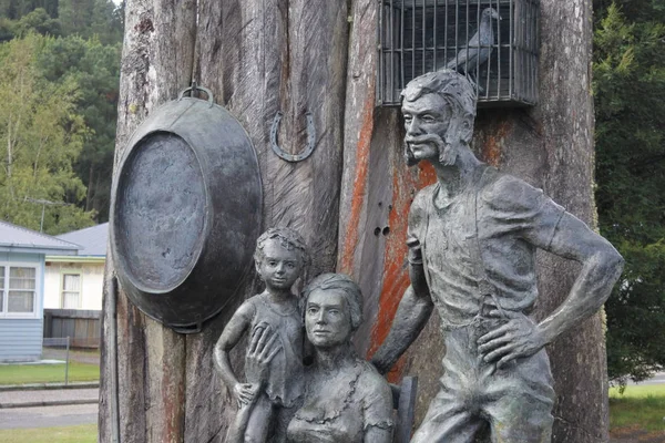 Queenstown Monument Miners Tasmania Australia — Stock Photo, Image