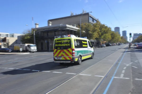 南澳大利亚紧急救护车 — 图库照片