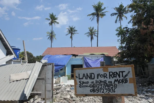 Nápis-pozemky k pronajmutí na ostrově Gili, Indonésie — Stock fotografie