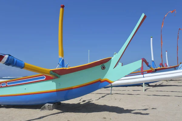 Indonesian Balinese fishing boats on Sanur Beach Bali Indonesia — Stock Photo, Image