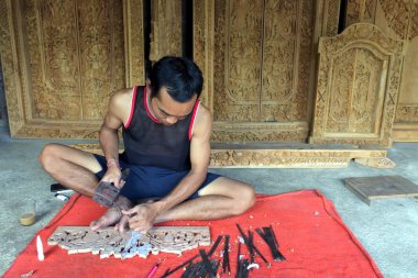 Mas Bali Endonezya Ahşap Carver
