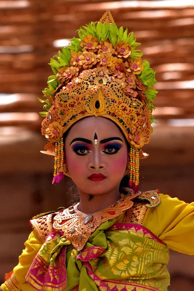 Bali Endonezya Tari Pendet Dans Bali kadın dans