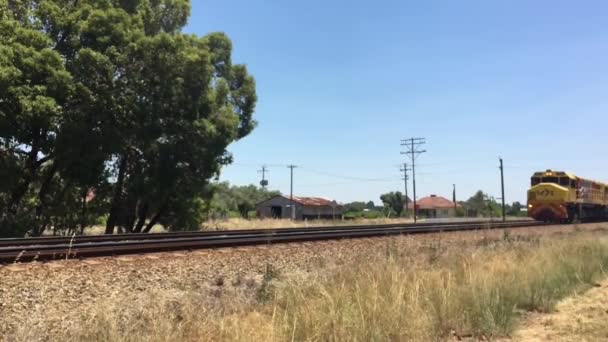 Aurizon Locomotora Eléctrica Viaje Cámara Lenta Aurizon Mayor Operador Carga — Vídeo de stock