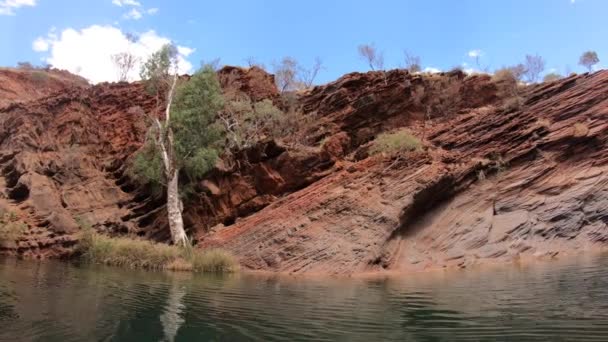 Landschaftsaufnahme Eines Natürlichen Pools Pilbara Westaustralien — Stockvideo