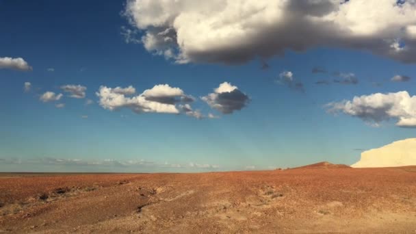 南オーストラリア州のクーバー ペディ近くの休憩所の風景 — ストック動画