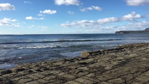 Landscape View Tessellated Pavement Pirate Bay Tasman Peninsula Tasmania Australia — Stock Video